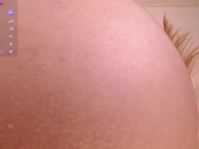 VictoriaLeia's BongaCams show and profile