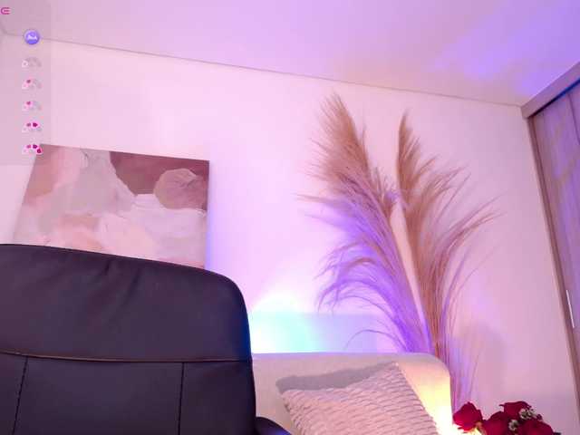 VictoriaLeia's BongaCams show and profile