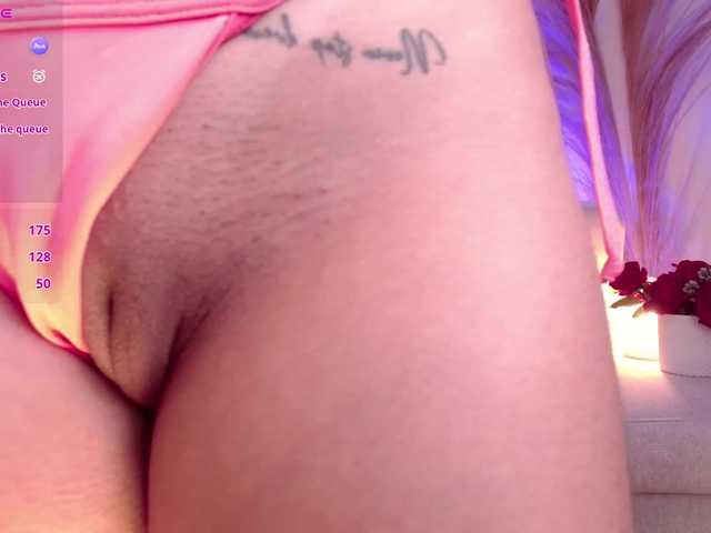 VictoriaLeia's BongaCams show and profile