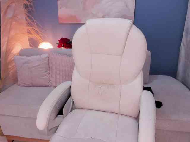 VictoriaLeia webcam