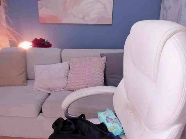 VictoriaLeia webcam