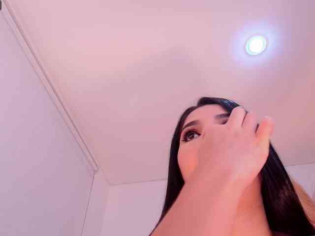 VictoriaLeia webcam