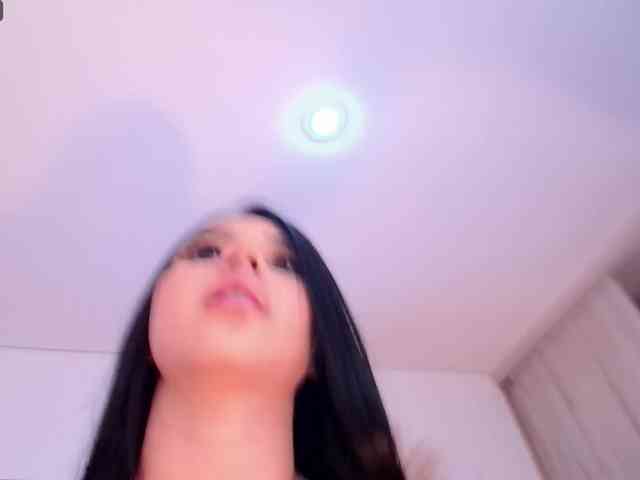 VictoriaLeia webcam