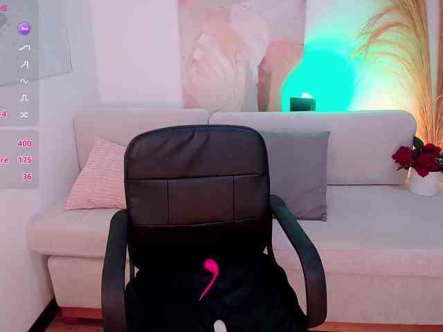 VictoriaLeia webcam
