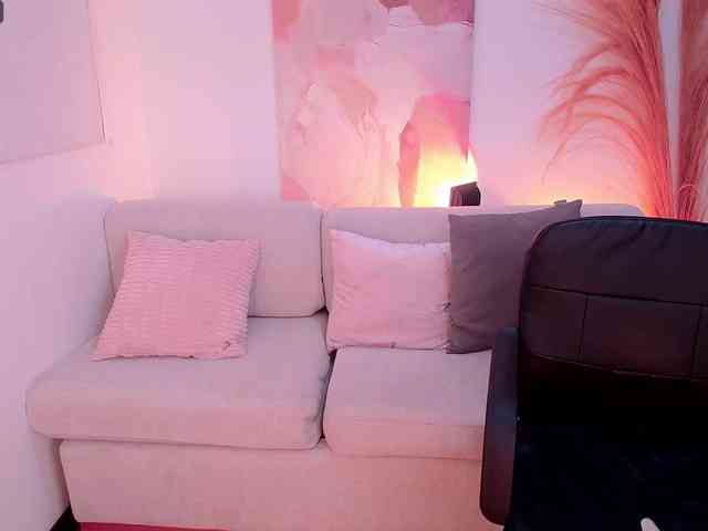 VictoriaLeia webcam