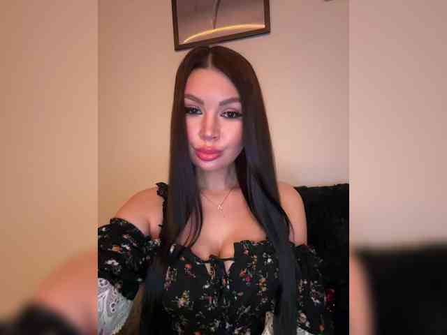Elisandria Live Webcam on BongaCams