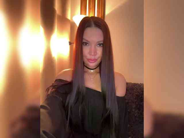 Elisandria Live Webcam on BongaCams