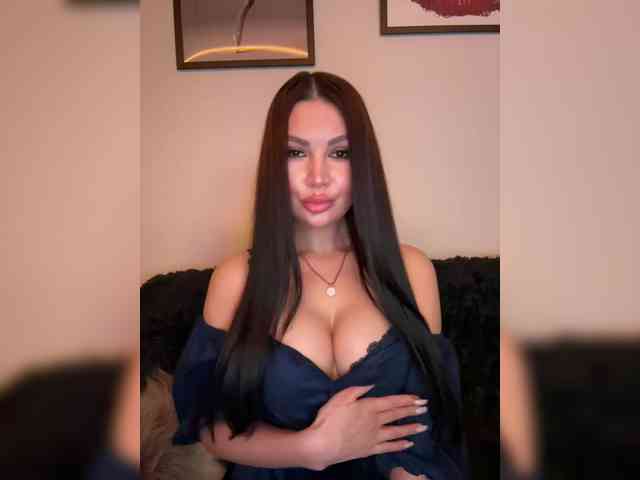 Elisandria bongacams