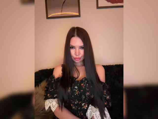 Elisandria Live Webcam on BongaCams