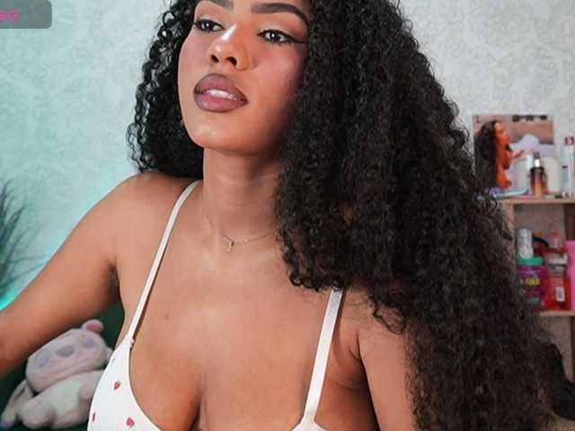 Nahomixjones's BongaCams show and profile