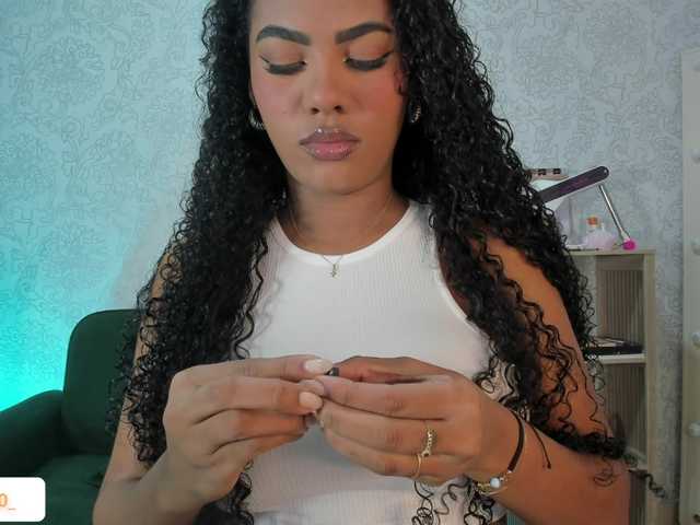  Nahomixjones chat room