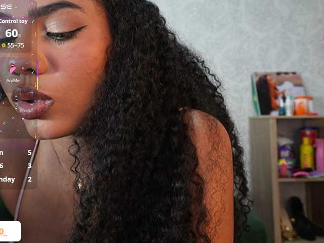 Nahomixjones's BongaCams show and profile