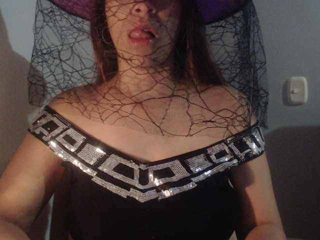 Cute Sofiabrunni wants you to fuck her body now Sofiabrunni from BongaCams