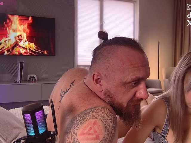 Vik1One1's BongaCams profile