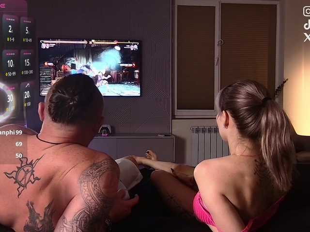 Vik1One1's BongaCams show and profile