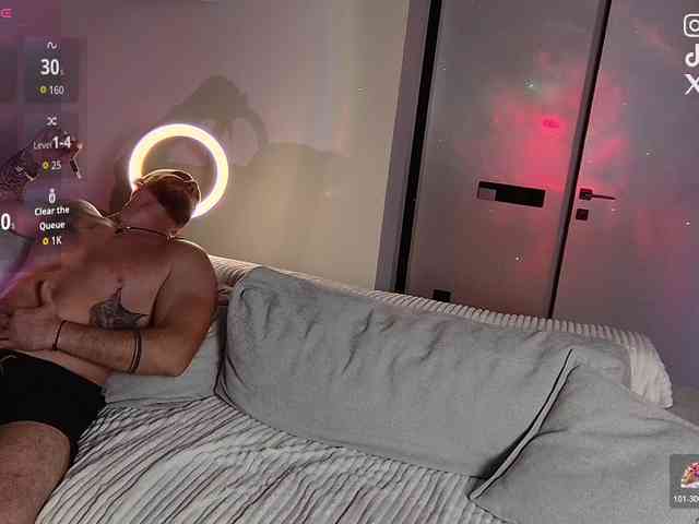 Vik1One1 Live Webcam on BongaCams