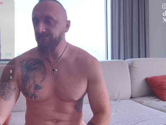 strip chat room Vik1One1