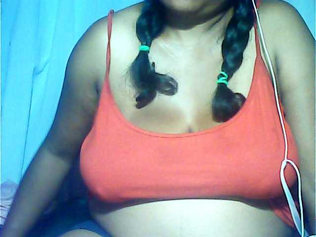 MIRANDAW's BongaCams show and profile