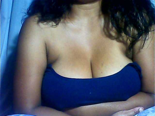  MIRANDAW chat room