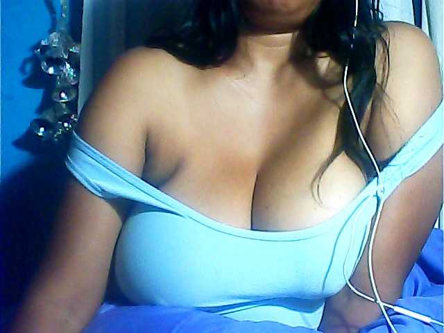 MIRANDAW from BongaCams