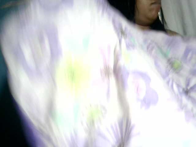 MIRANDAW's BongaCams show and profile