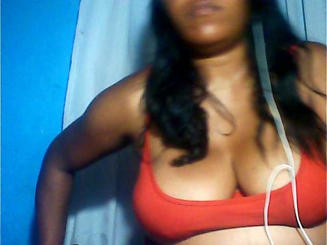 MIRANDAW's BongaCams show and profile