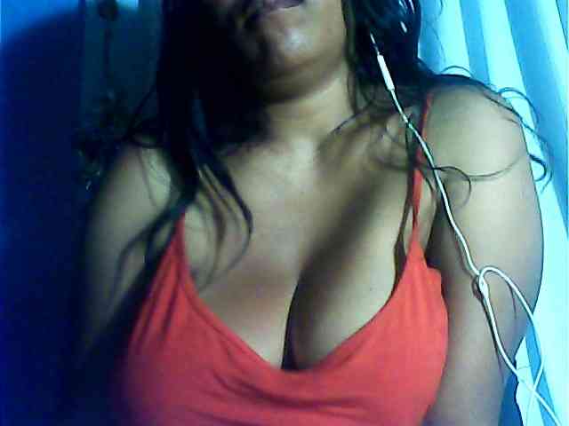 MIRANDAW Live Webcam on BongaCams