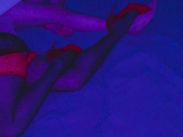 Twored – webcam model profile photo