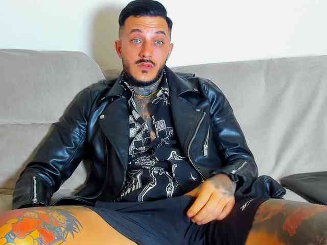 AndreiGLHF Live Webcam on BongaCams