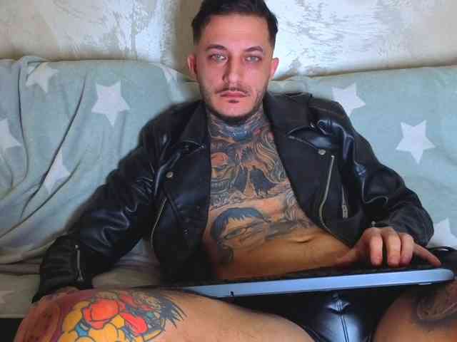 AndreiGLHF Live Webcam on BongaCams