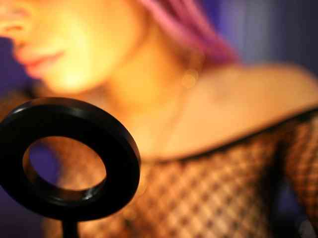 MandyPeas webcam