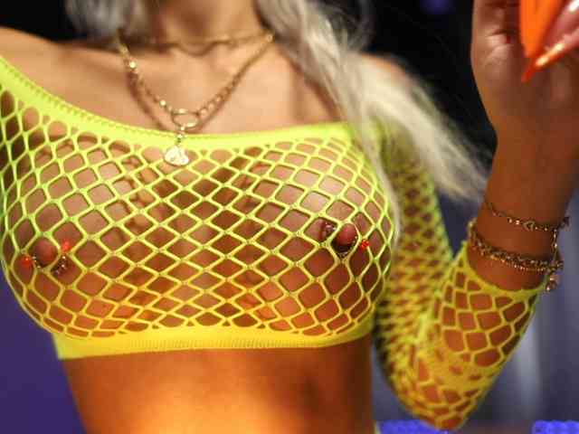 MandyPeas webcam