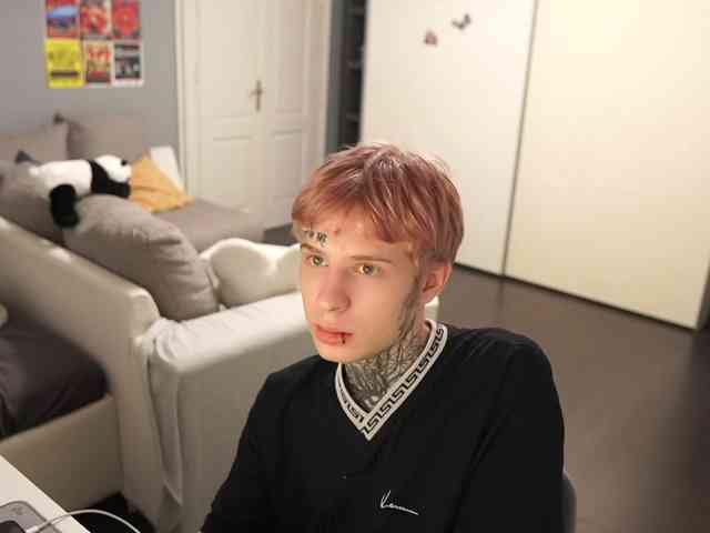 l1zerboy Live Webcam on BongaCams