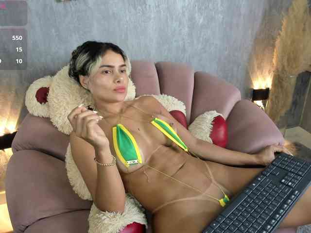 free chat room Ariana-val
