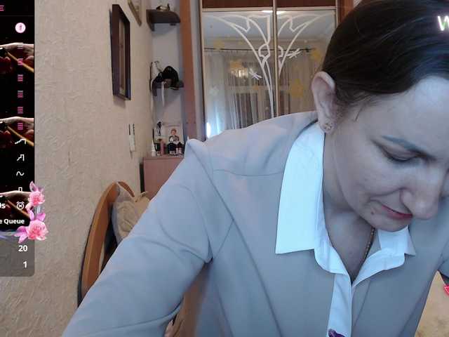 Rellaxx1's BongaCams show and profile