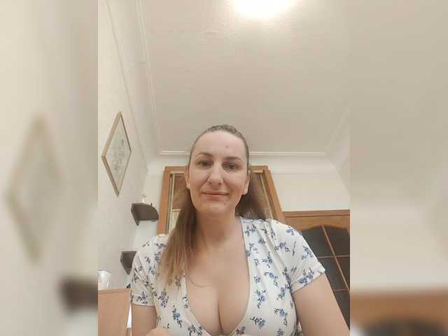 Rellaxx1's BongaCams show and profile