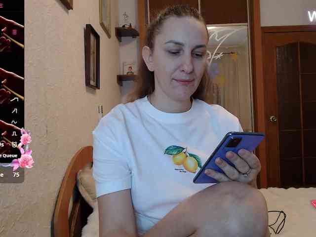 MilayaZhenya webcam