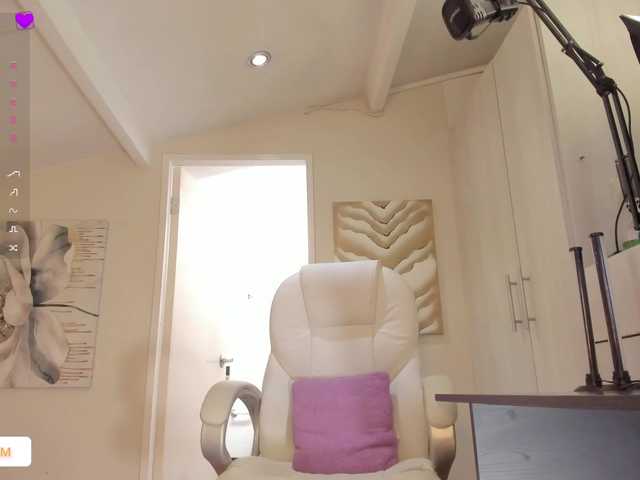 catalinasaiz's BongaCams show and profile