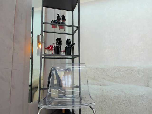 BritneyCharm's BongaCams show and profile