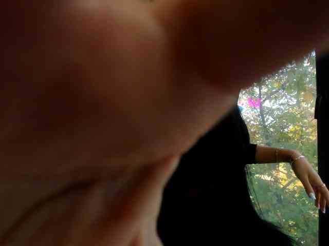 BritneyCharm webcam