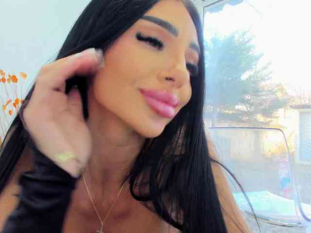 BritneyCharm BritneyCharm