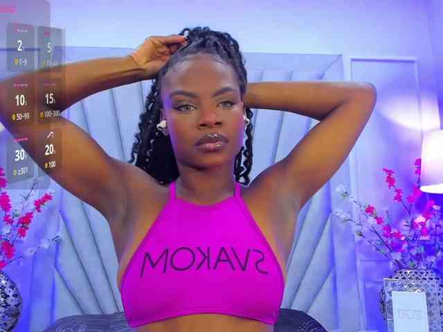 LinsyAdams Live Webcam on BongaCams