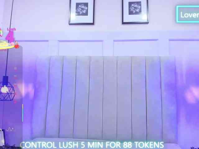 LinsyAdams webcam