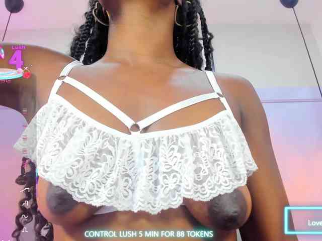 LinsyAdams webcam