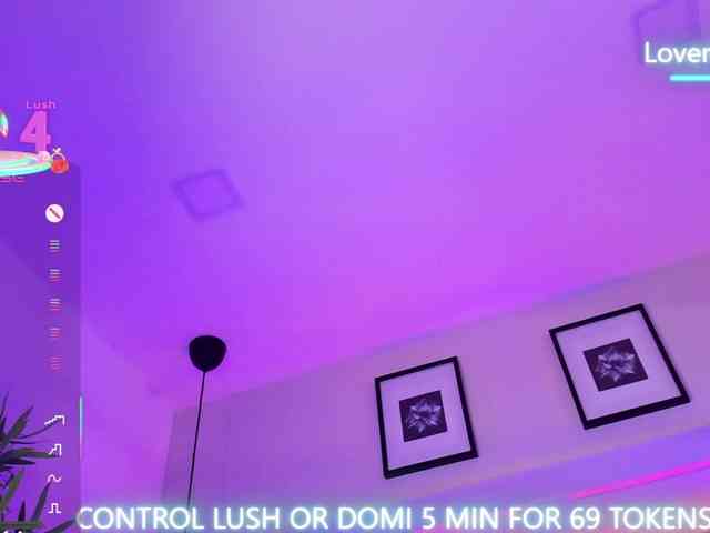LinsyAdams webcam