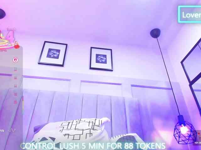 LinsyAdams webcam