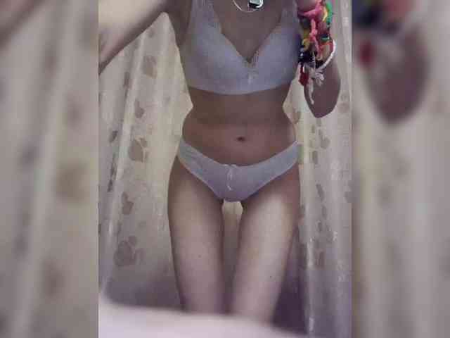 Nezabudka Live Webcam on BongaCams