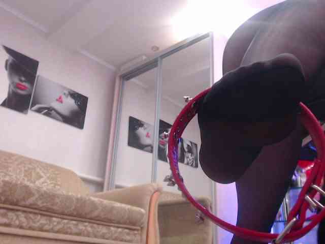 MistressMilfa webcam