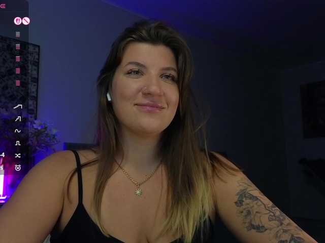 BloomBambi's BongaCams show and profile