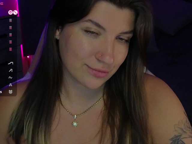 BloomBambi's BongaCams show and profile